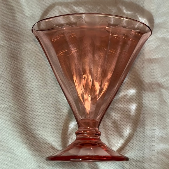 Vintage Accents Vintage Depression Glass Fan Vase Poshmark